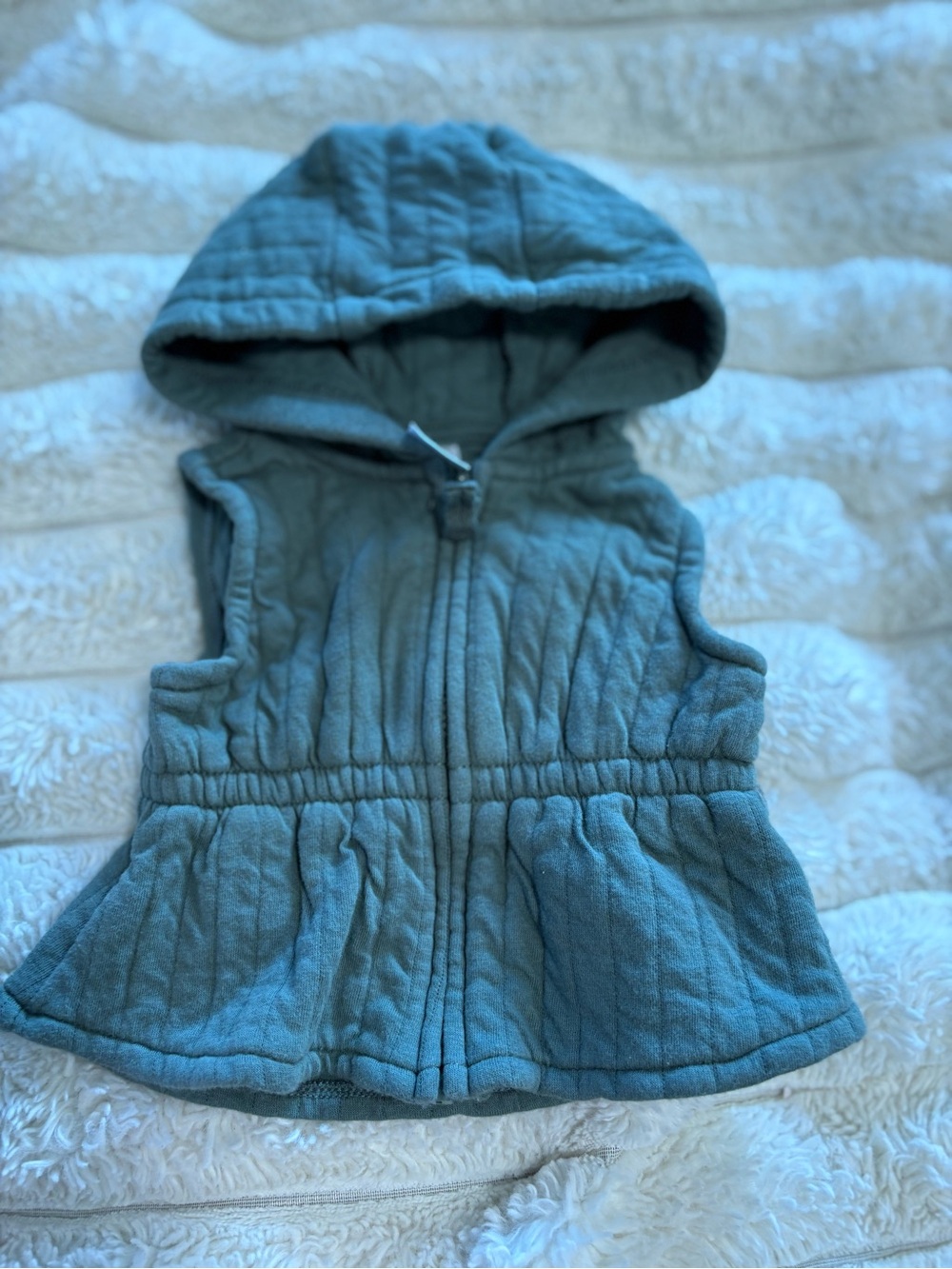 7/$30 Carter's Quilted Hooded Vest in Teal